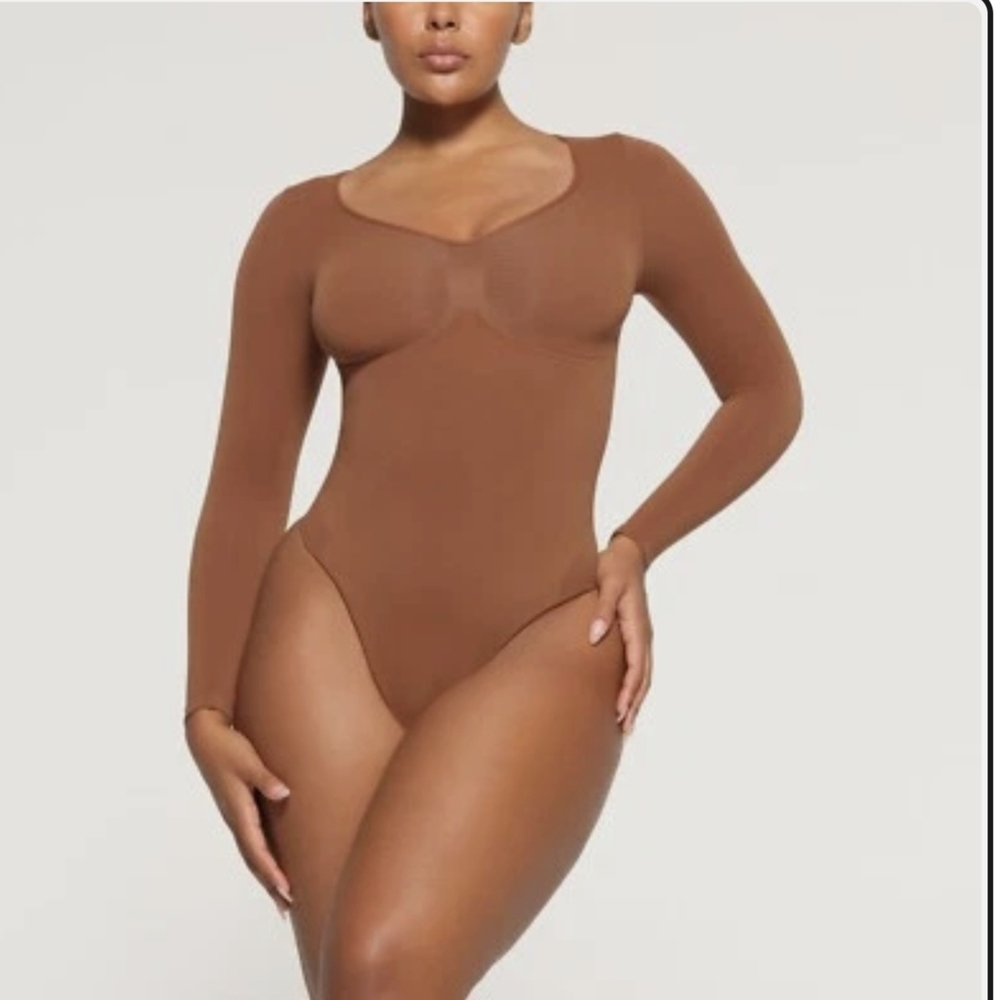 SKIMS Cocoa Long Sleeve Bodysuit